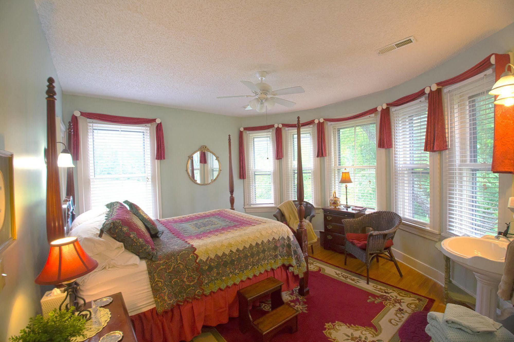 Orchard House B&B Lovingston Exterior foto